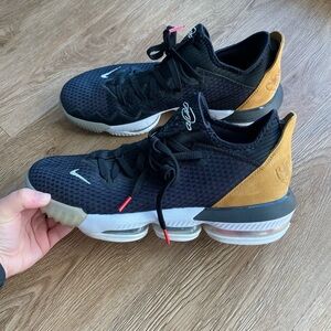 Nike LeBron 16 Low Soundtrack Black Shoes